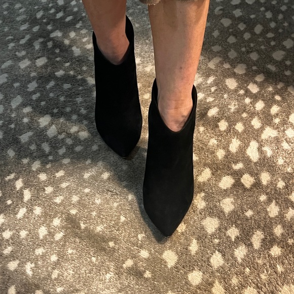 Gianvito Rossi classic black suede sexy boot bootie 40.5 *like new* - Picture 9 of 9